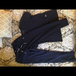 Figs Other - Figs Scrubs
Color: Navy Figs Other - Figs Scrubs
Color: Navy